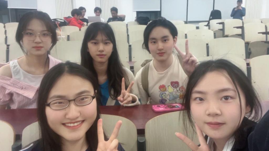 地缘政治风险对中国贸易的影响：基于理论与实证分析